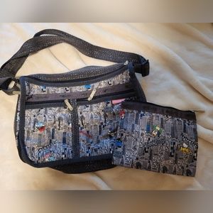 Lesportsac X Hello Kitty Deluxe Everyday Bag